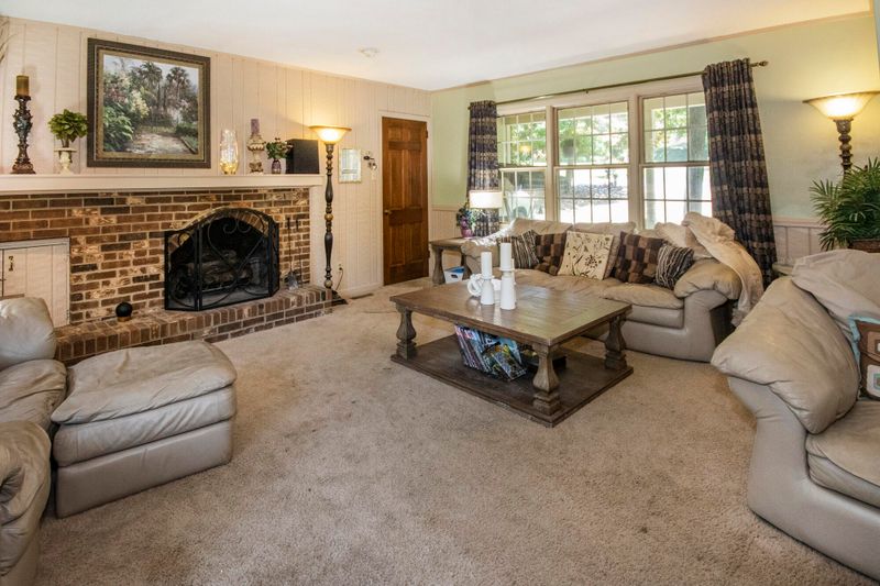 7913 Whitcomb Rd, Powell, TN 37849