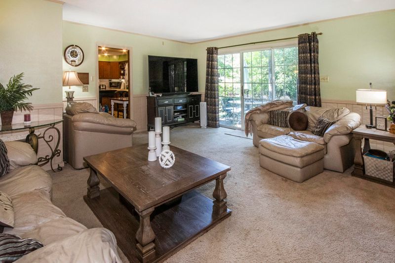 7913 Whitcomb Rd, Powell, TN 37849