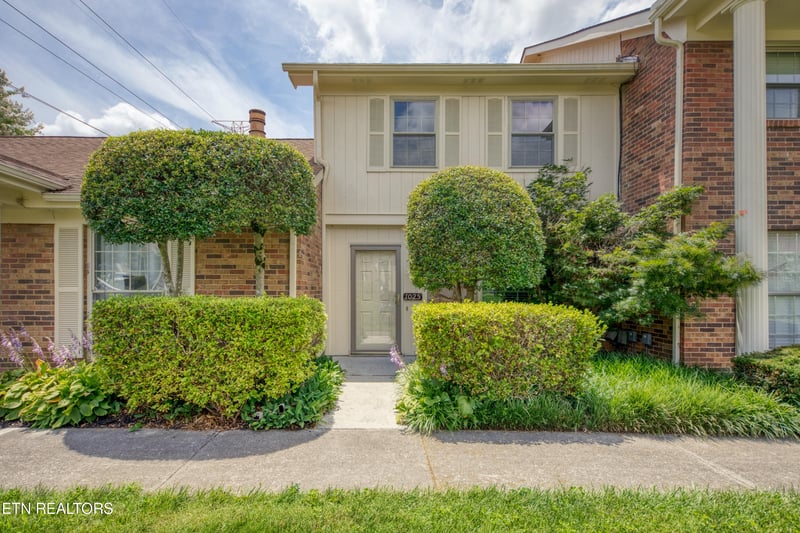 7914 Gleason Dr #1025, Knoxville, TN 37919