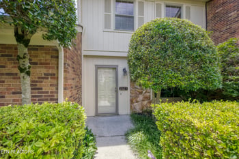 7914 Gleason Dr #1025, Knoxville, TN 37919