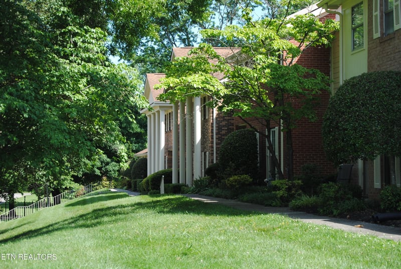 7914 Gleason Dr #1038, Knoxville, TN 37919