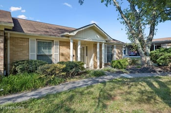 7914 Gleason Dr #1096, Knoxville, TN 37919