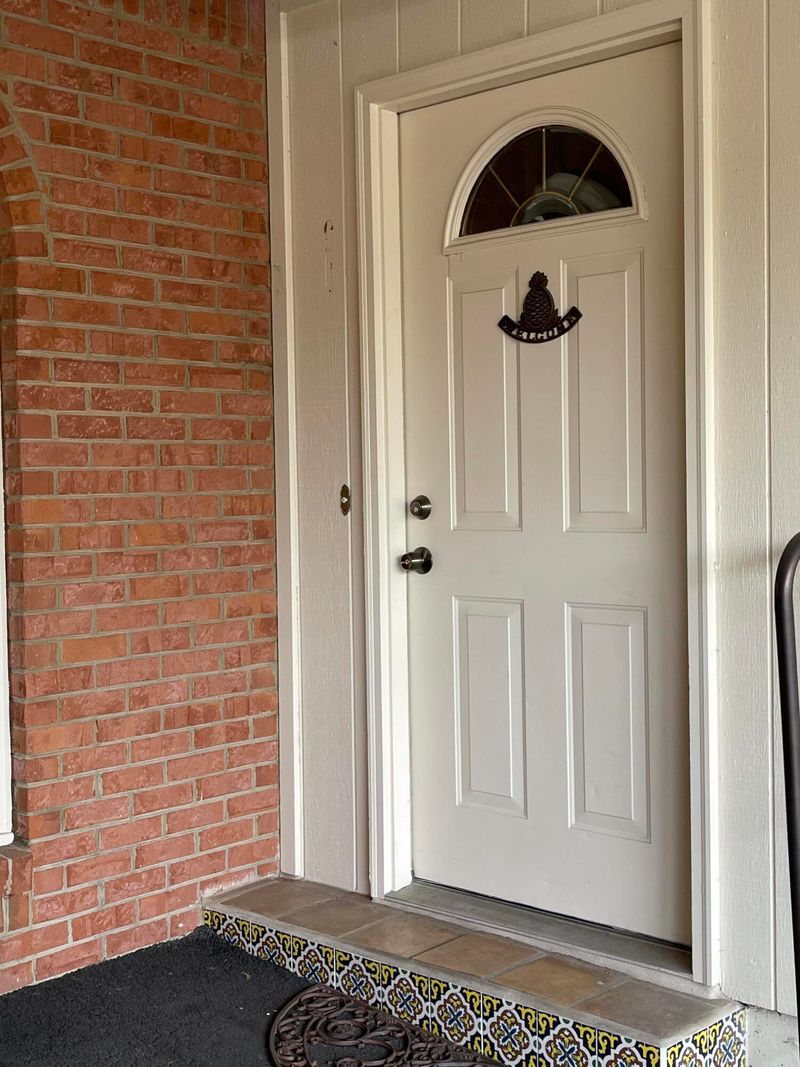 7914 Gleason Dr #APT 1135, Knoxville, TN 37919