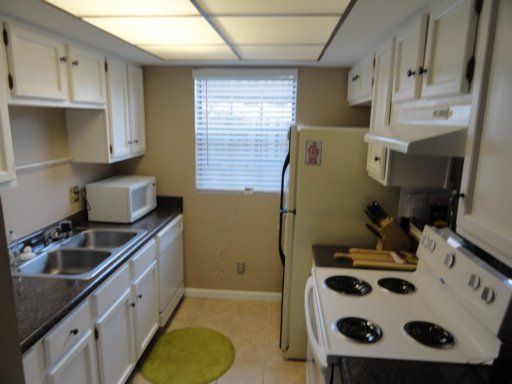 7914 Gleason Dr, Knoxville, TN 37919