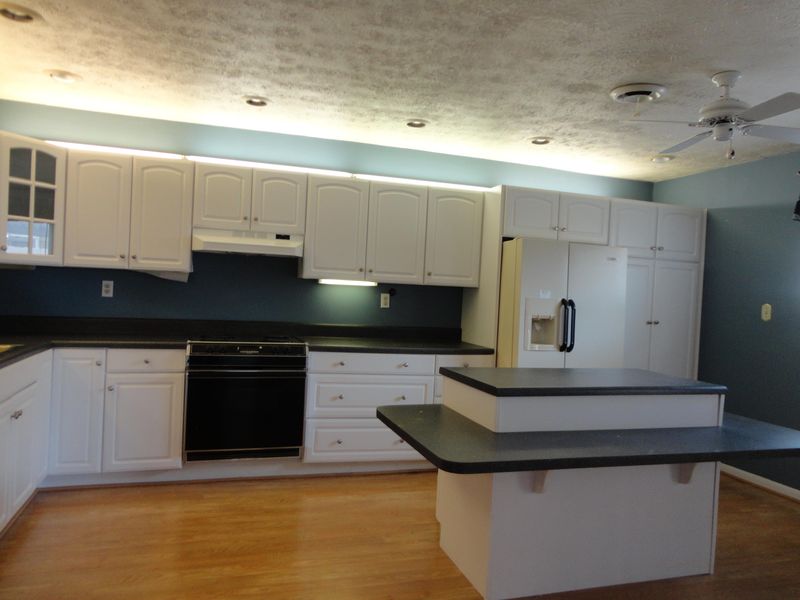 7914 Gleason Rd #1010, Knoxville, TN 37919
