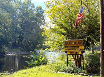 7915 Carnes Rd, Townsend, TN 37882