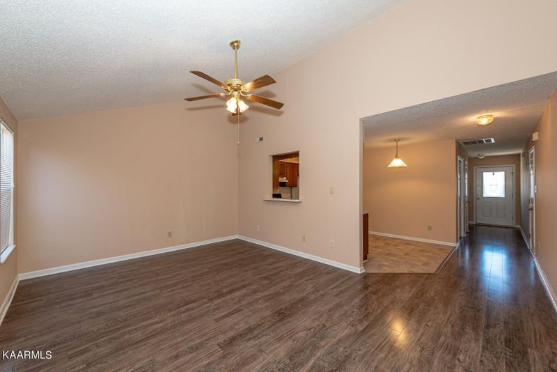 7915 Jenhurst Way, Powell, TN 37849