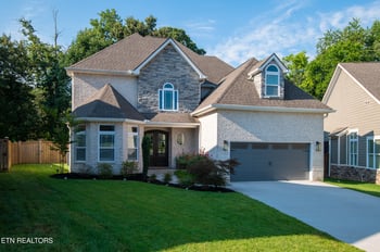 7916 Yellow Jasmine Ln, Knoxville, TN 37919