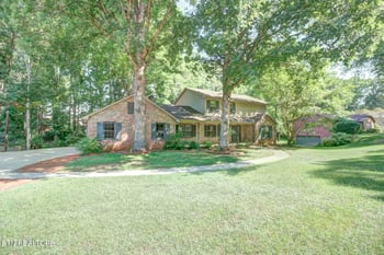7917 Camberley Dr, Powell, TN 37849