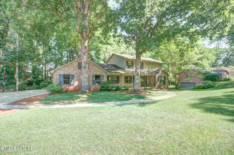 7917 Camberley Dr, Powell, TN 37849