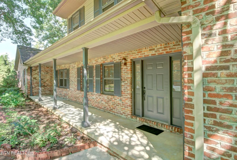 7917 Camberley Dr, Powell, TN 37849