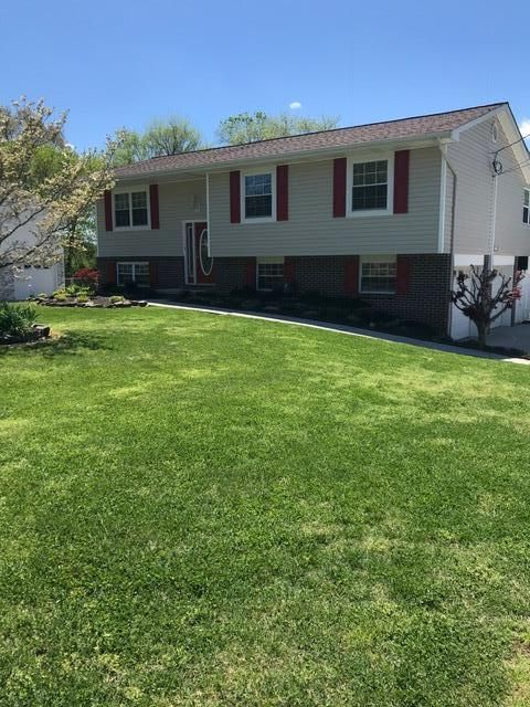7917 Quial Run Rd, Knoxville, TN 37938