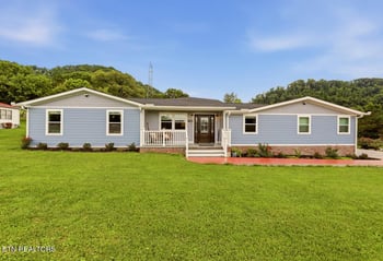 7918 Munsey Rd, Corryton, TN 37721