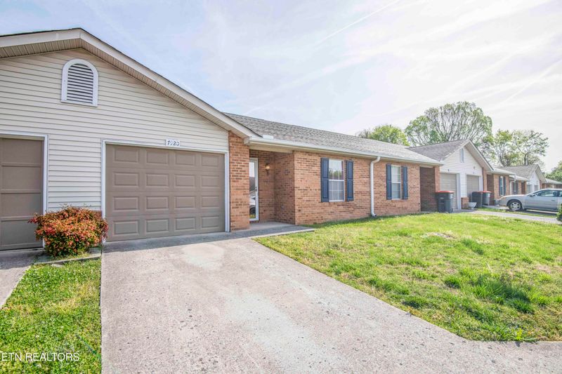 7920 Cavanaugh Way, Powell, TN 37849