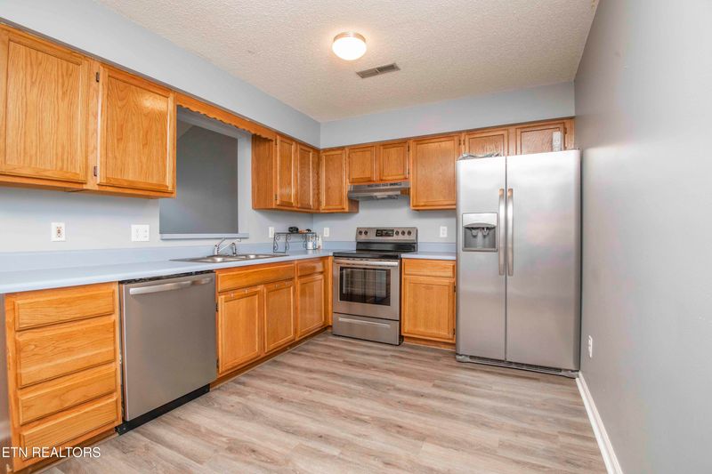7920 Cavanaugh Way, Powell, TN 37849