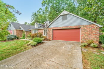 7921 Castlecomb Rd, Powell, TN 37849