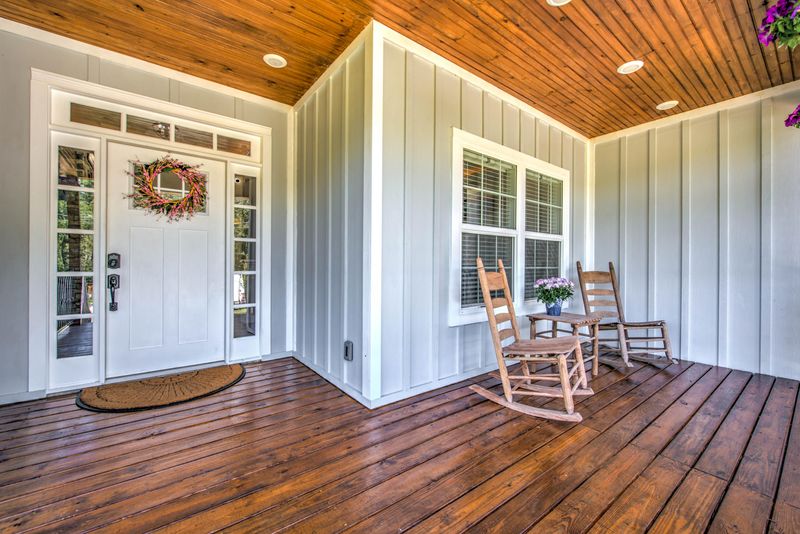 7921 Ewing Rd, Powell, TN 37849