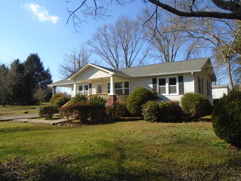 7921 Washington Pike, Corryton, TN 37721
