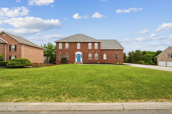 7924 Country Scene Rd, Knoxville, TN 37938