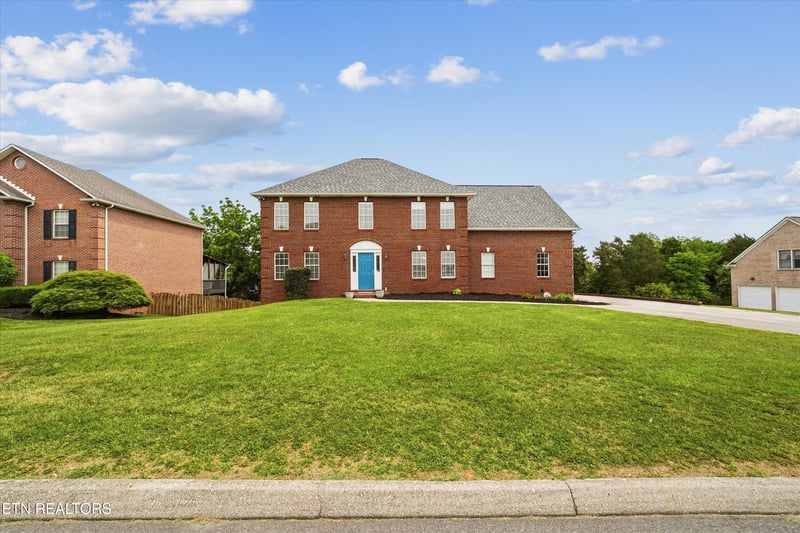 7924 Country Scene Rd, Knoxville, TN 37938