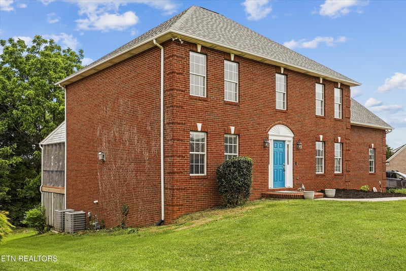 7924 Country Scene Rd, Knoxville, TN 37938