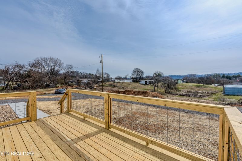 7924 Harmon Rd, Powell, TN 37849