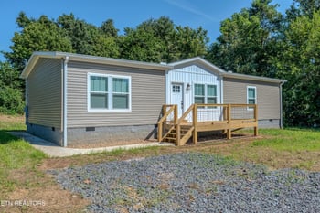 7928 Harmon Rd, Powell, TN 37849