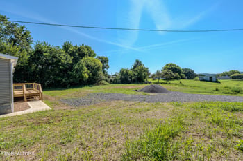 7928 Harmon Rd, Powell, TN 37849