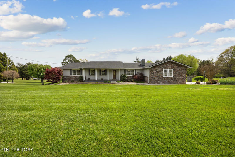 7928 N Ruggles Ferry Pike, Knoxville, TN 37924