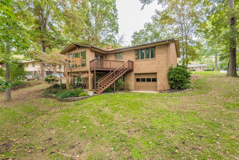 7929 Whitcomb Rd, Powell, TN 37849