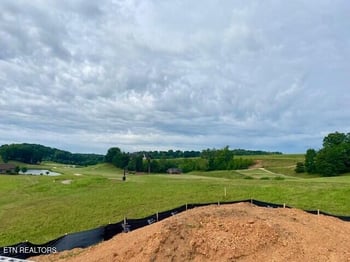 793 Navigator Dr, Lenoir City, TN 37772