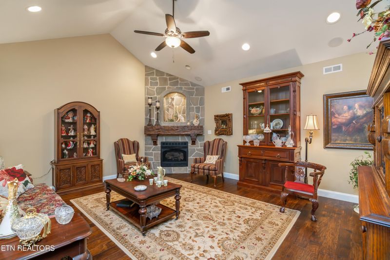 7931 Bailey Bridge Way, Knoxville, TN 37938