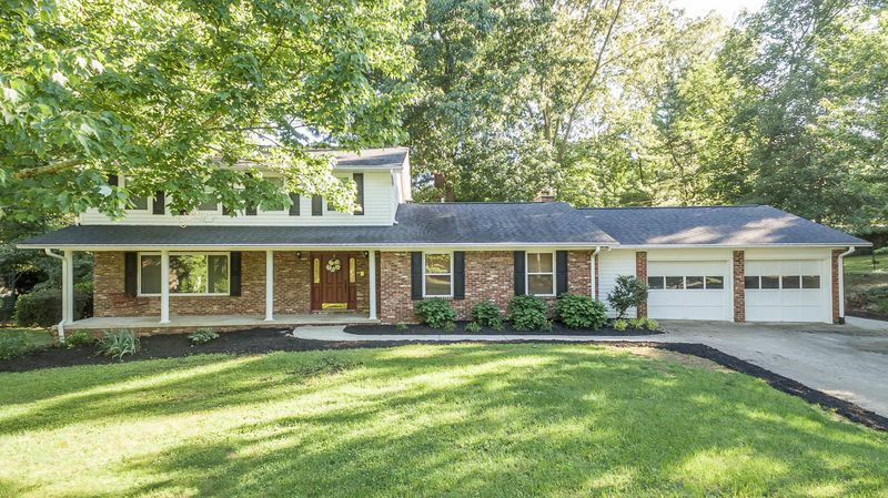 7933 Berkshire Blvd, Powell, TN 37849