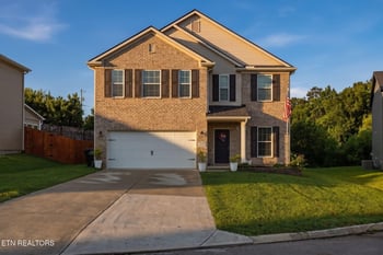 7935 Beeler Farms Ln, Knoxville, TN 37918