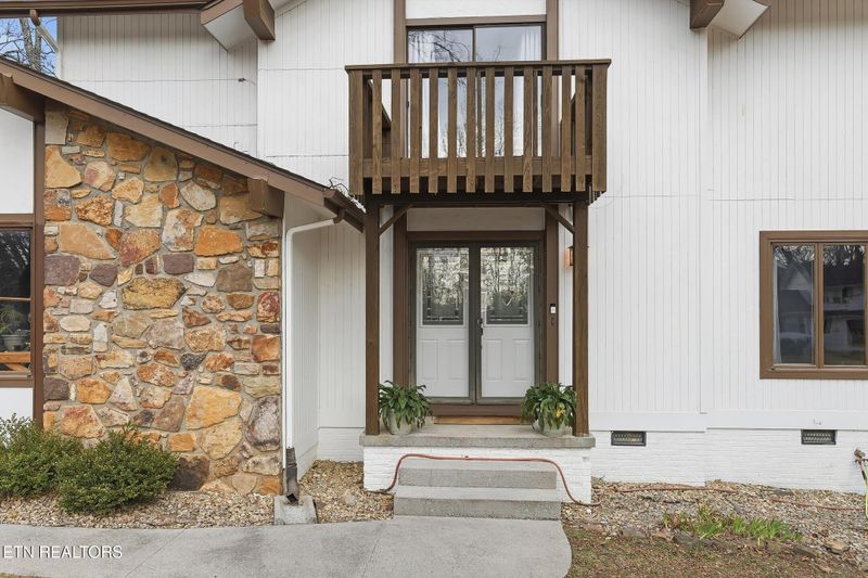 7940 Castlecomb Rd, Powell, TN 37849