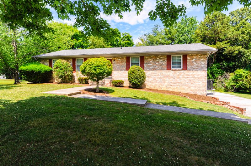 796 Goddard St, Alcoa, TN 37701