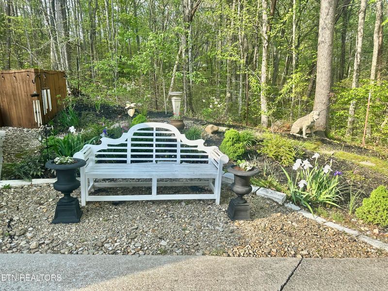 796 Sulphur Springs Rd, Clinton, TN 37716