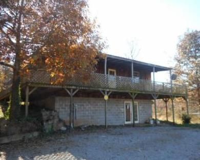 799 Old State Rd, Tellico Plains, TN 37385