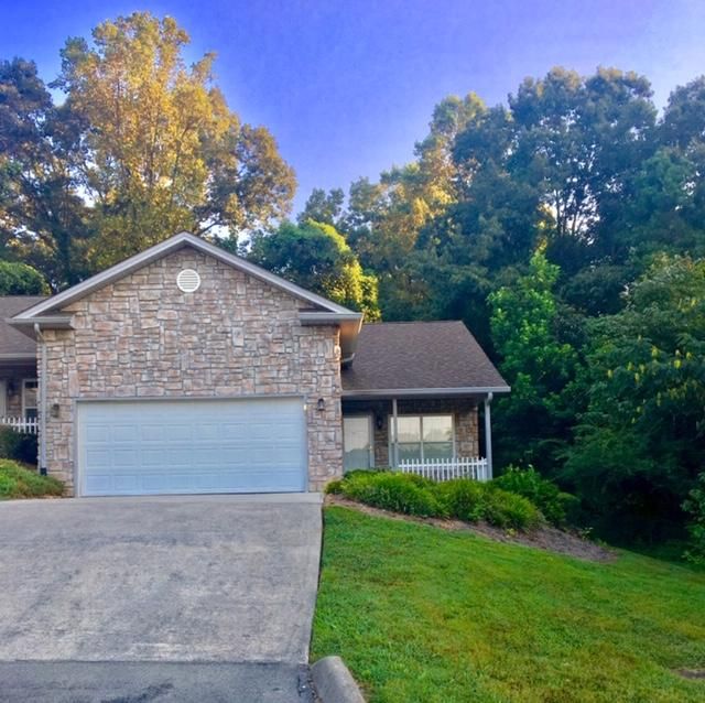 80 Peartree Ln, Loudon, TN 37774
