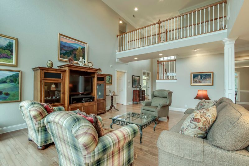 80 Rolling Links Blvd, Oak Ridge, TN 37830