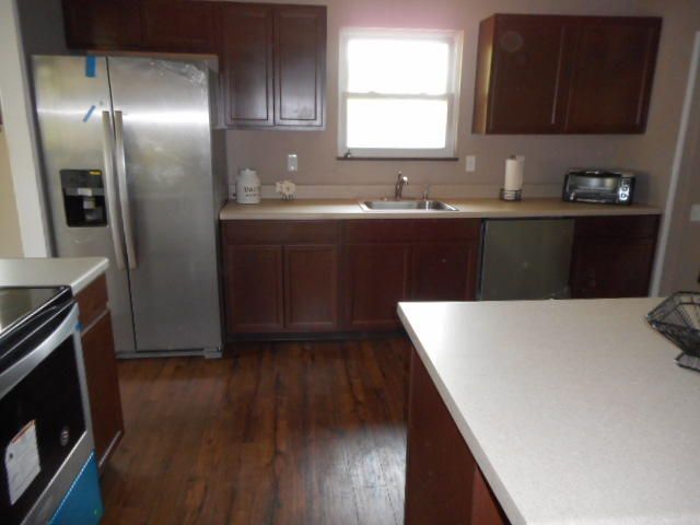 80 Wesley Rd, Lenoir City, TN 37772