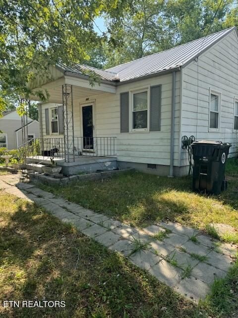 800 Algonquin Dr, Morristown, TN 37813