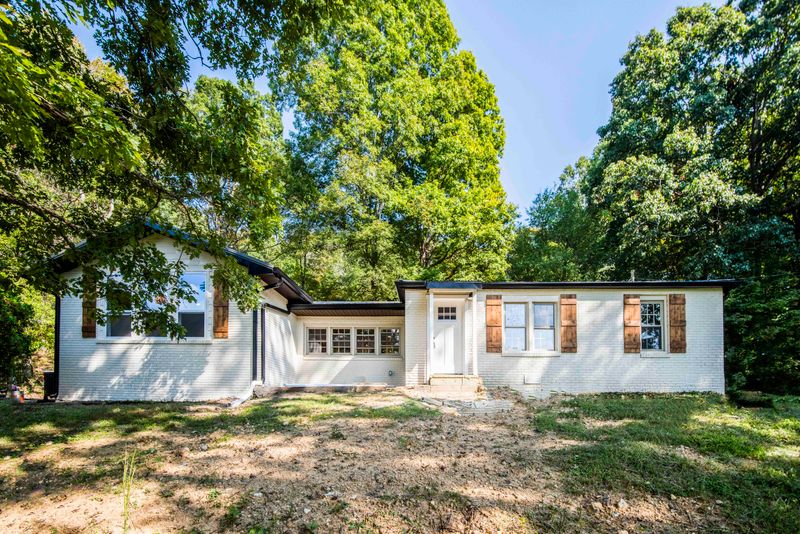 800 Bishop Rd, Loudon, TN 37774