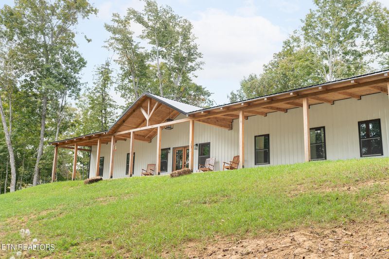 800 Bull Run Rd, Luttrell, TN 37779