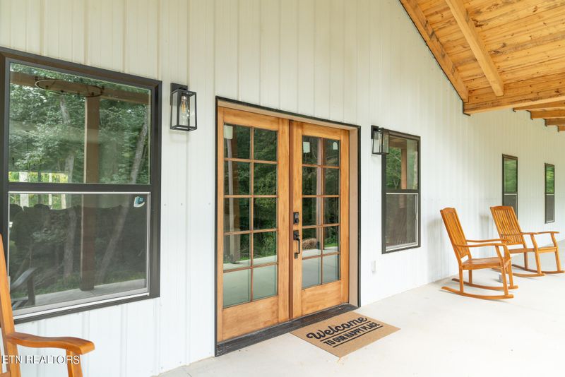 800 Bull Run Rd, Luttrell, TN 37779