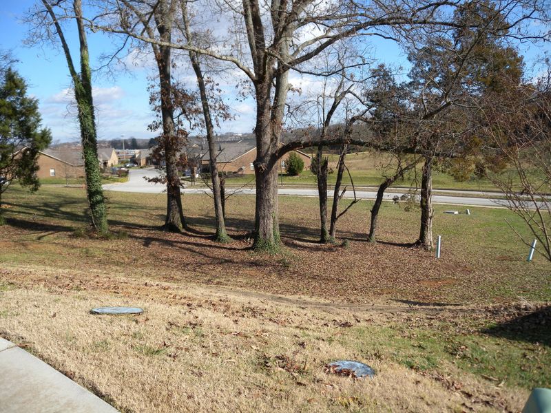 800 Glenridge Ln, Lenoir City, TN 37771