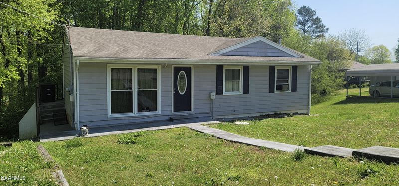 800 Ivory Rd, Athens, TN 37303