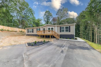 800 Matlock Tr, Loudon, TN 37774