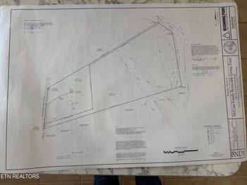 800 Swan Pond Circle Rd, Harriman, TN 37748