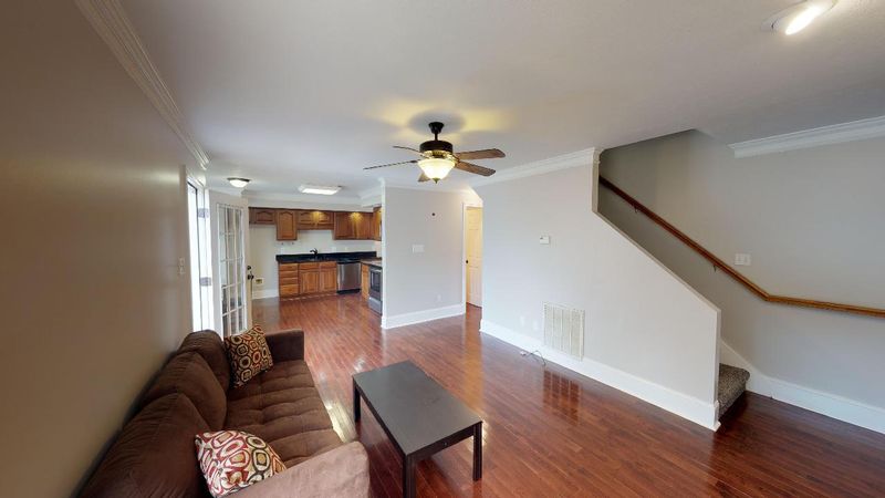 8001 Schroeder Rd, Powell, TN 37849